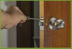 Chicago Expert Locksmith Chicago, IL 312-585-3782 - 3-lock-change-residential