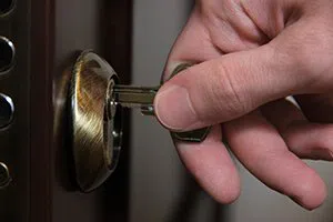 Chicago Expert Locksmith, Chicago, IL 312-585-3782 - residential-locksmith-content-image